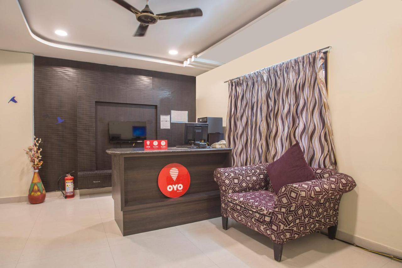 Oyo 10373 Apartment The Icon Homes Hyderabad Luaran gambar